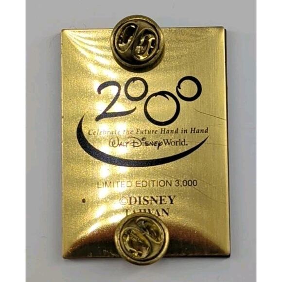 WALT DISNEY'S MICKEY MOUSE TRADER MICKEY 1932 Poster LE 3000 Pin 2000 WDW... - Picture 2 of 2